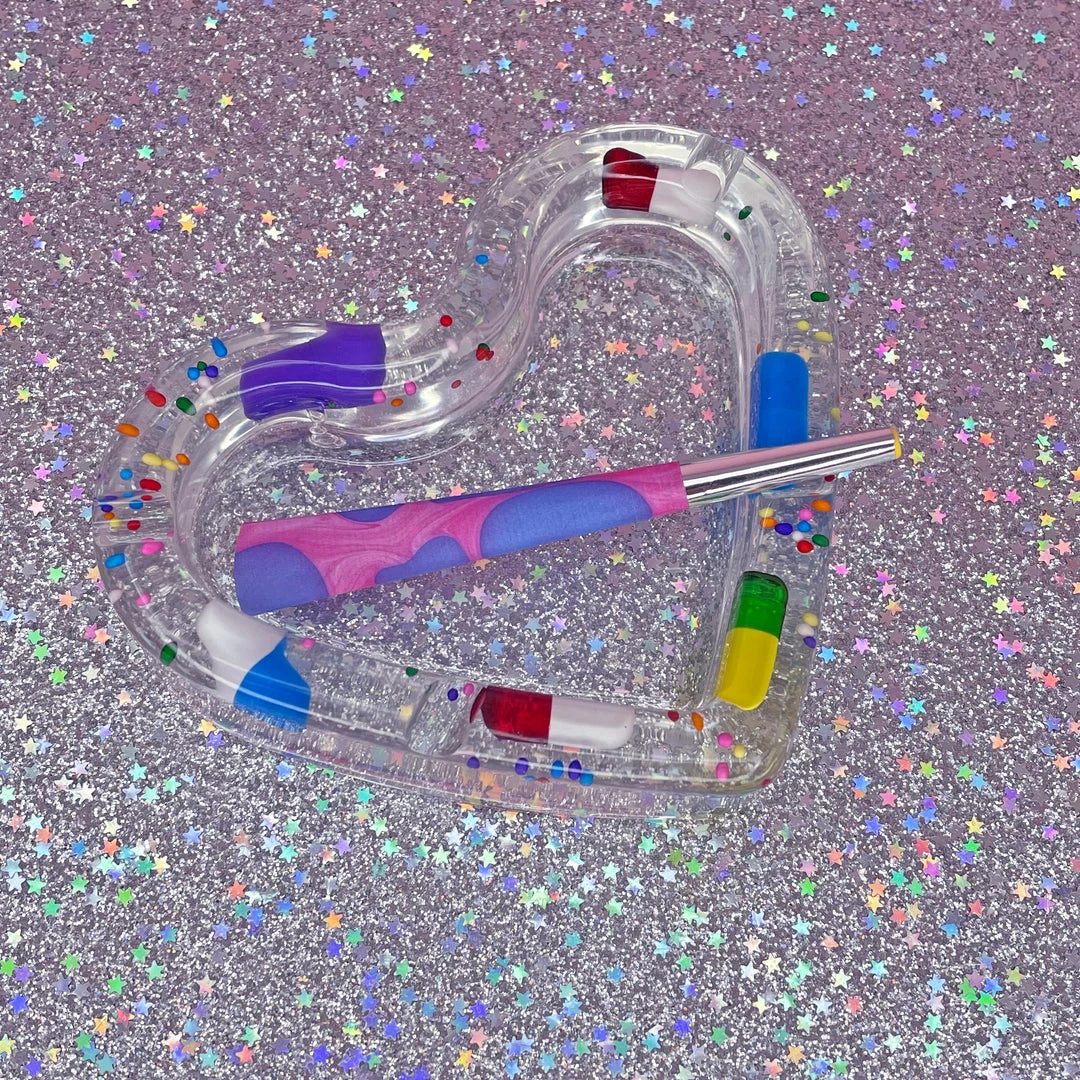 Burning Love Pill Heart Ash Tray Accessories Burning Love Pill Heart Ash Tray Accessories