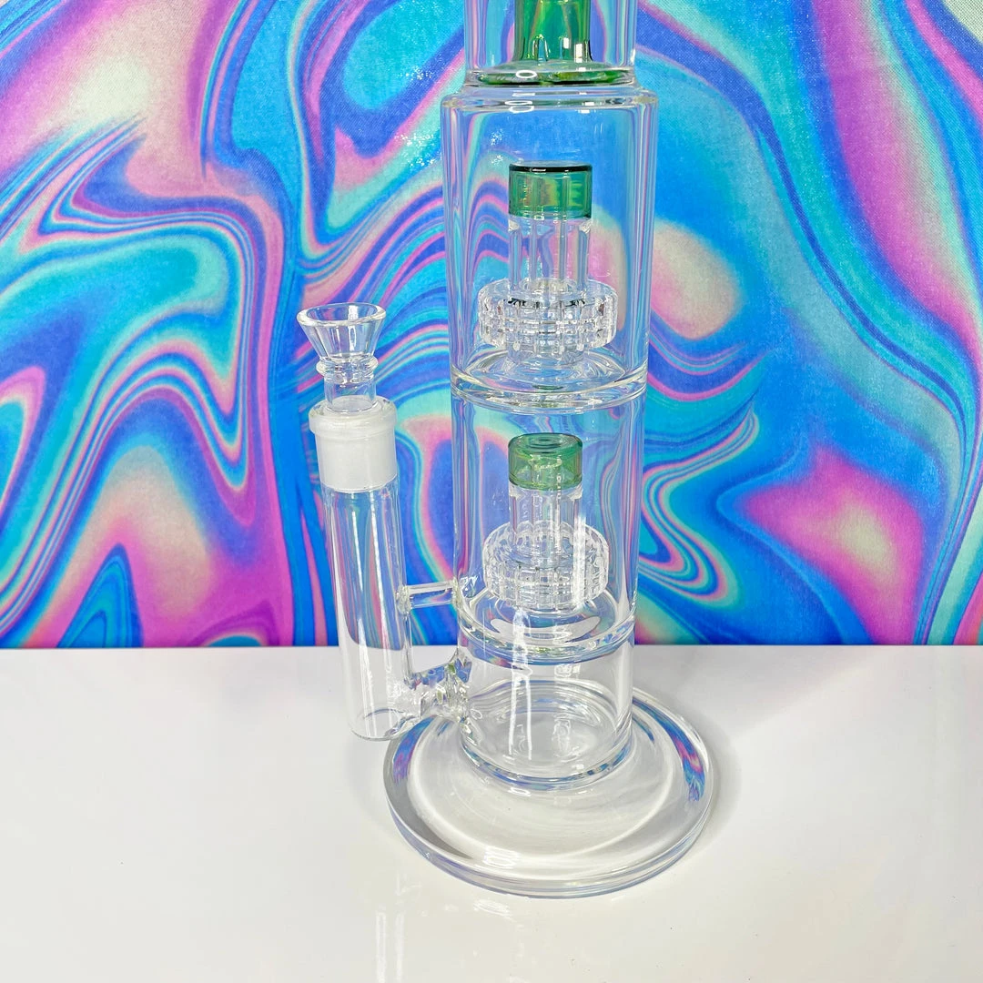 Burning Love 18" The Colossal Bong Burning Love 18" The Colossal Bong