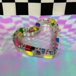 Burning Love Pill Heart Ash Tray Accessories 6 Burning Love Pill Heart Ash Tray Accessories