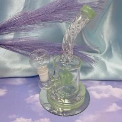 Burning Love Chic Water Pipe- Jade Pipes