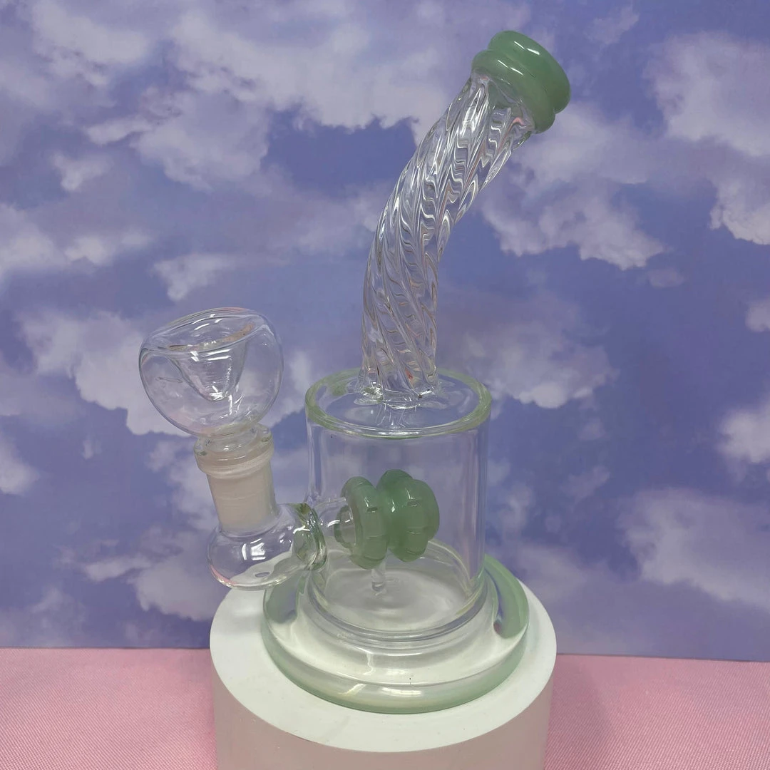 Burning Love Chic Water Pipe- Jade Pipes Burning Love Chic Water Pipe- Jade Pipes