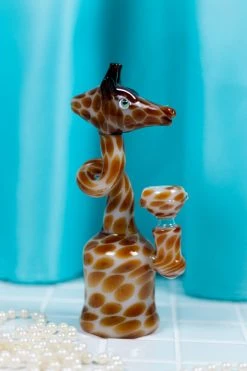 Burning Love Giraffe Bong Bongs 17 Burning Love Giraffe Bong Bongs