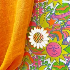 Burning Love Daisy Portable Grinder Necklace