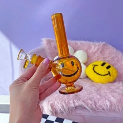 Burning Love Smiley Mini Bong- Amber