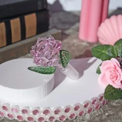 Burning Love Rosie, The Bong