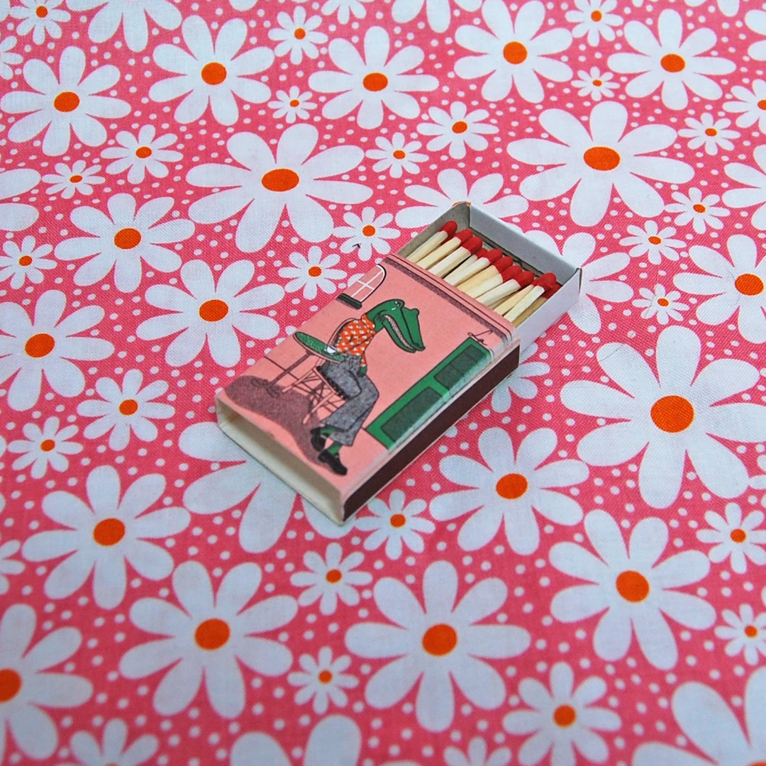 Burning Love Alligator Matches Lighters 5 Burning Love Alligator Matches Lighters