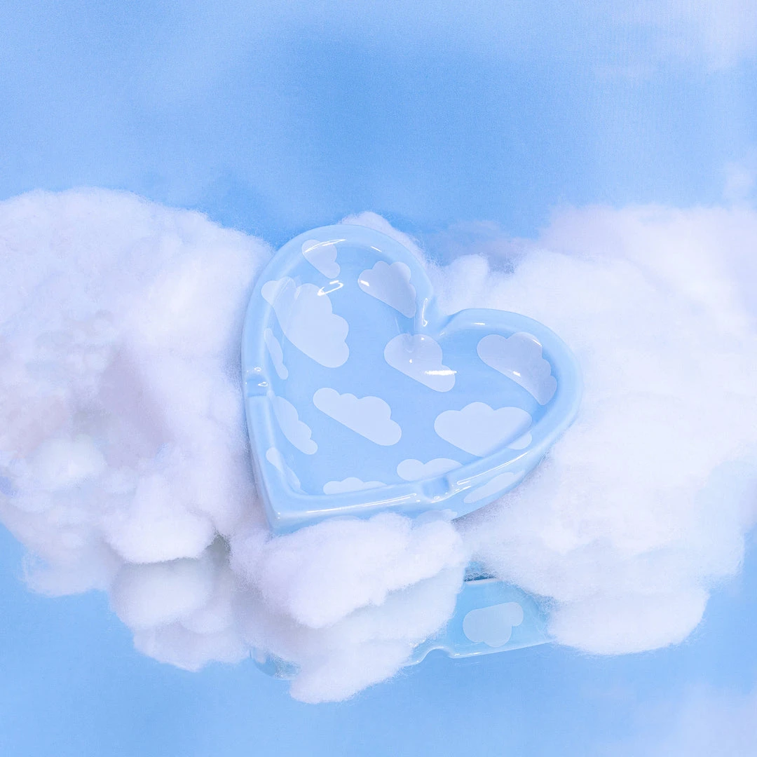 Burning Love Ash Trays Cloudy Sky Ash Tray 3 Burning Love Ash Trays Cloudy Sky Ash Tray