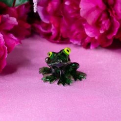 Burning Love Frog Pipe Pipes