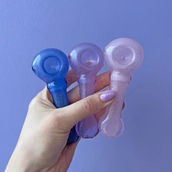 Burning Love Glow In The Dark Pipe Pipes