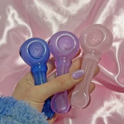 Burning Love Glow In The Dark Pipe Pipes