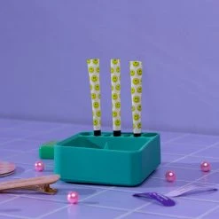 Burning Love Teal Silicone Debowler Ash Tray