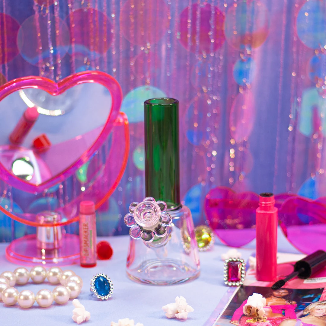 Burning Love Bon Bon Bong- Emerald 3 Burning Love Bon Bon Bong- Emerald