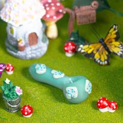 Burning Love Mushroom Bowl- Jade Pipes