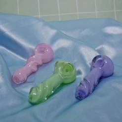 Burning Love Pink Pastel Pipe Pipes