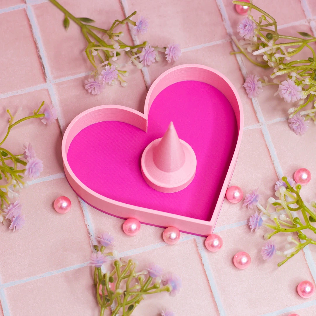 Burning Love Pink Heart Debowler Ash Tray Rolling Trays 11 Burning Love Pink Heart Debowler Ash Tray Rolling Trays