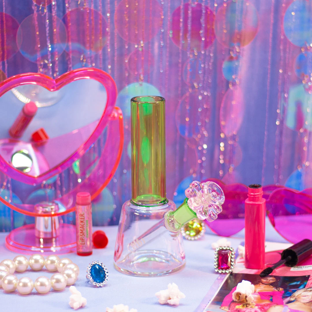 Burning Love Bon Bon Bong- Slime Green 4 Burning Love Bon Bon Bong- Slime Green