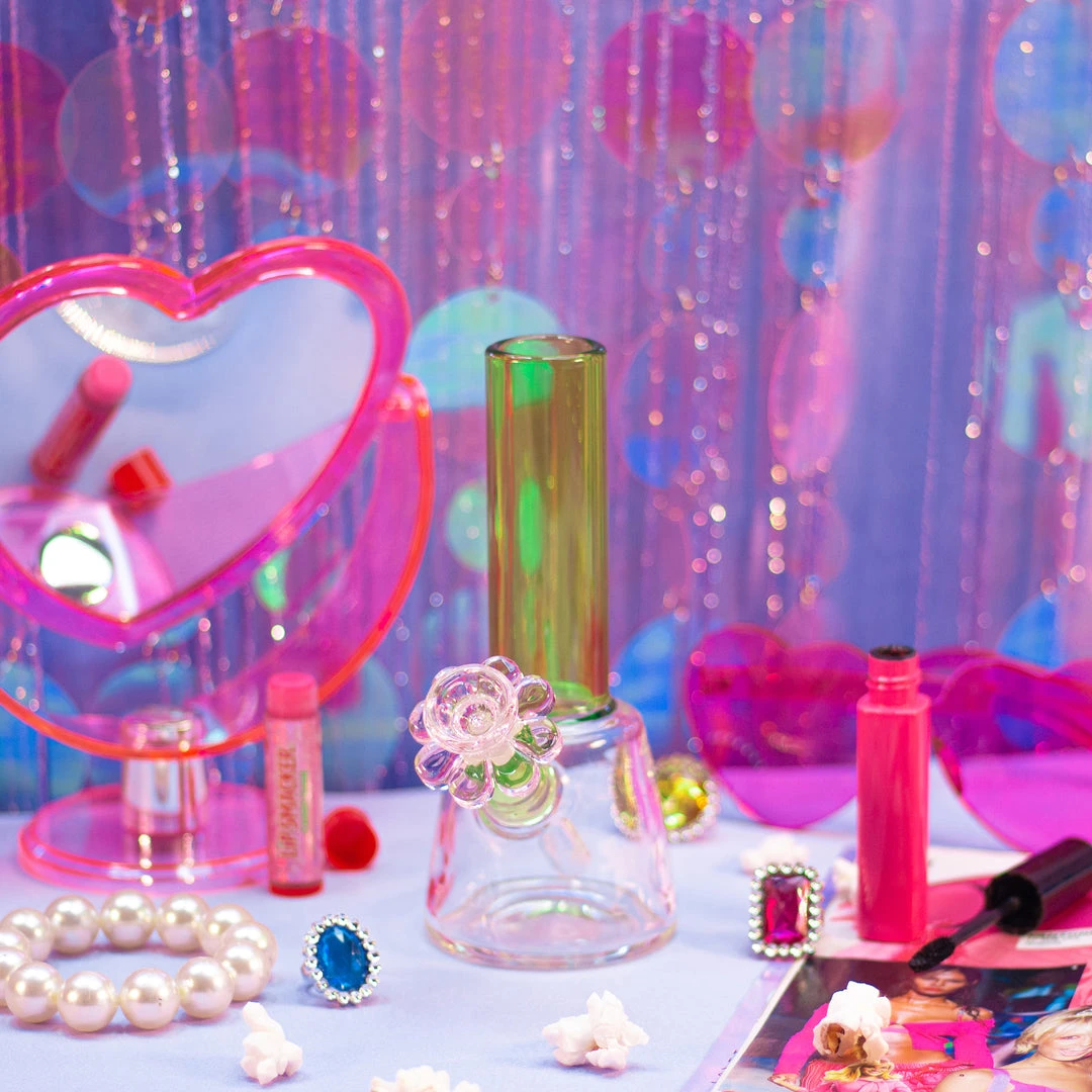 Burning Love Bon Bon Bong- Slime Green 3 Burning Love Bon Bon Bong- Slime Green