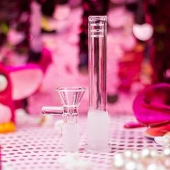 Burning Love Bongs Slimed! Beaker Bong