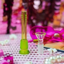 Burning Love Bongs Smiley Mini Bong- Slime Green