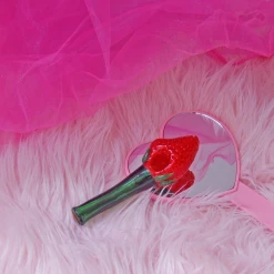 Burning Love Pipes Mini Strawberry Fruit Bowl