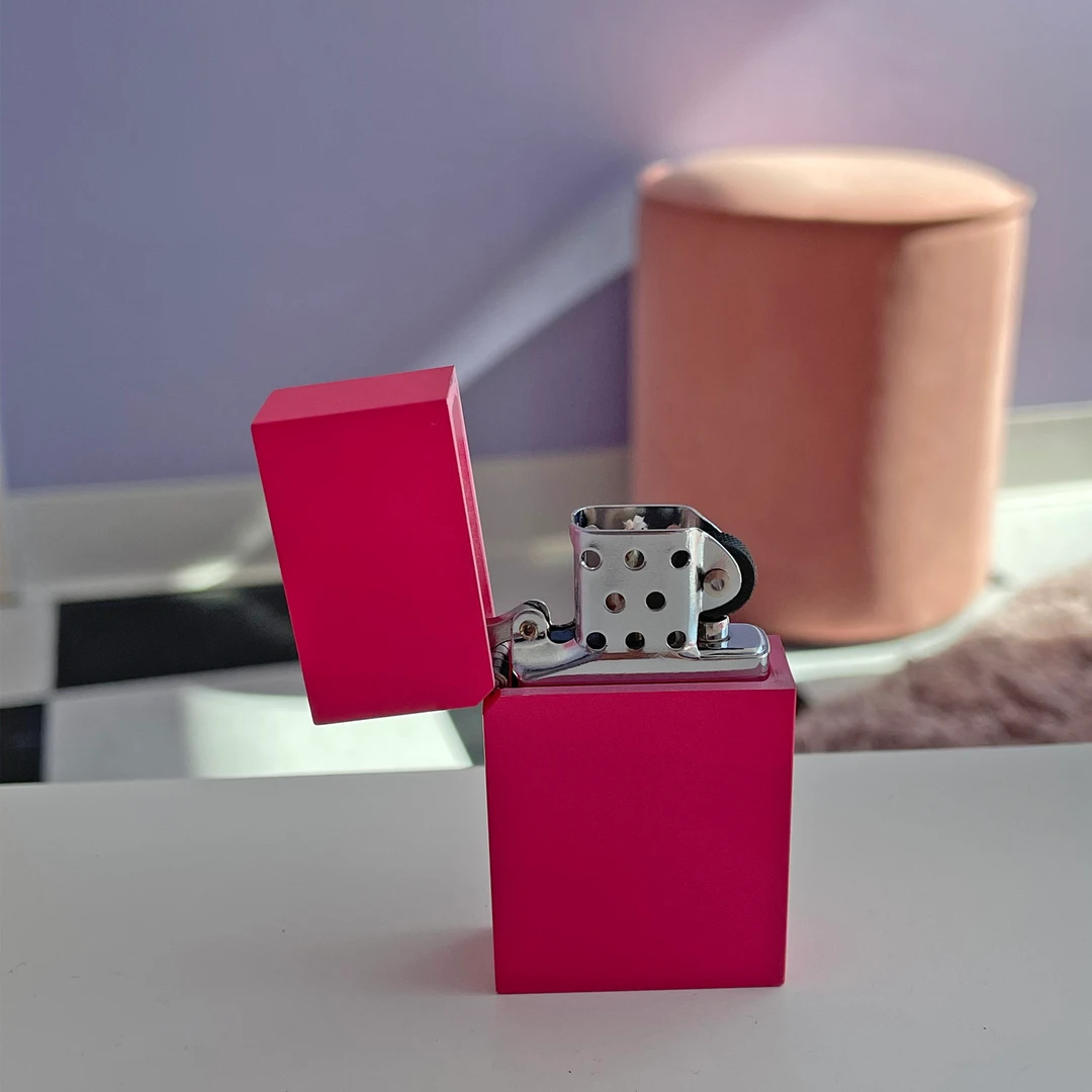 Burning Love Pink Lighter Accessories Burning Love Pink Lighter Accessories