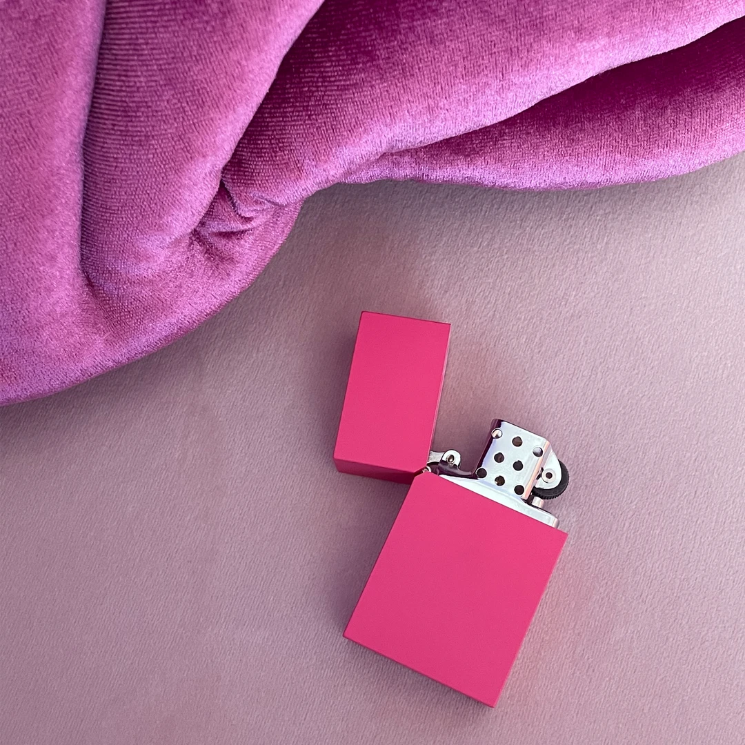 Burning Love Pink Lighter Accessories Burning Love Pink Lighter Accessories